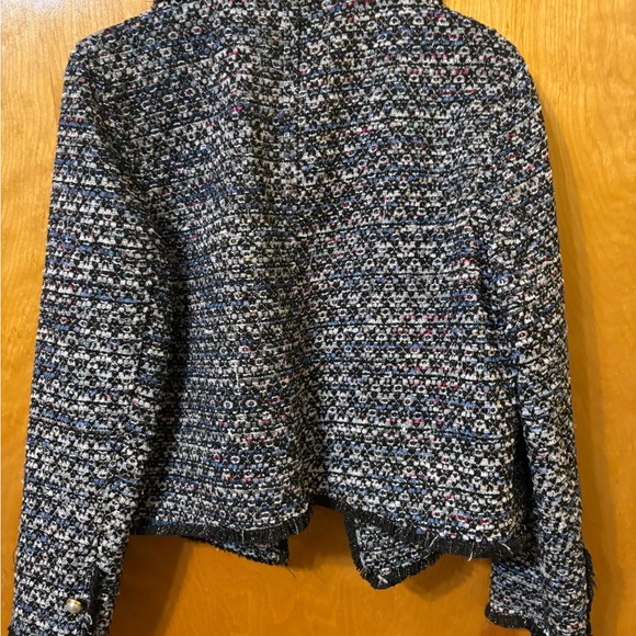cupcakes & cashmere Black Multi Tweed Pearl-Button Cropped Blazer - Picture 2 of 8